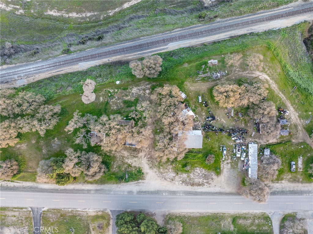 6880 Monterey Rd, Paso Robles, CA 93446