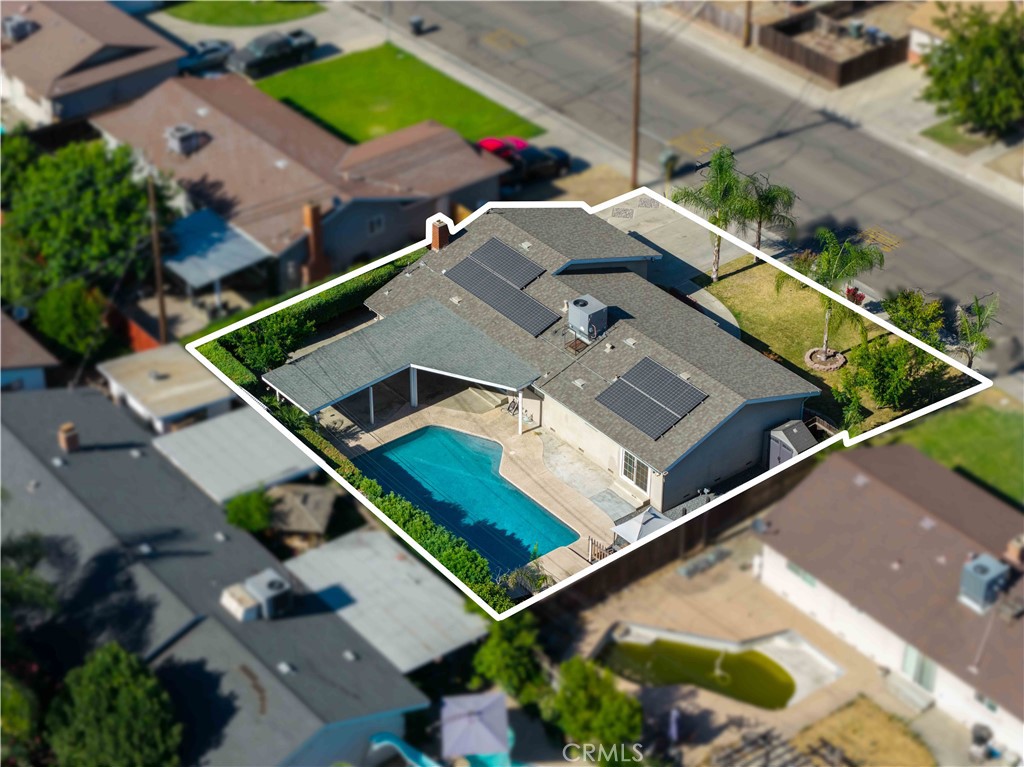 1237 S Clover, Visalia, CA 93277