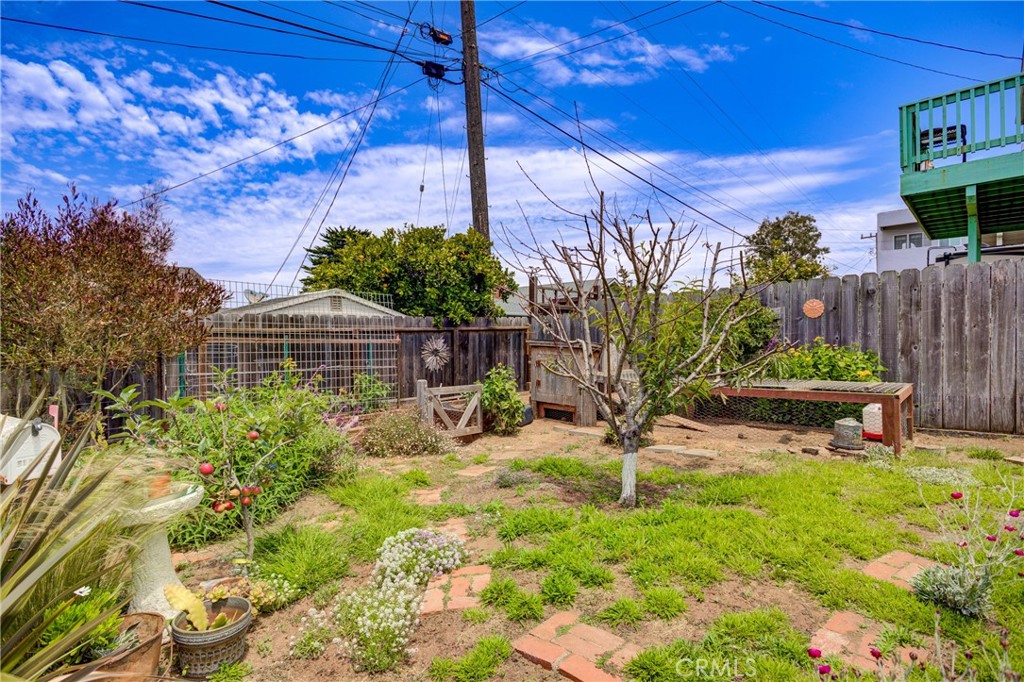 953 Anchor St, Morro Bay, CA 93442