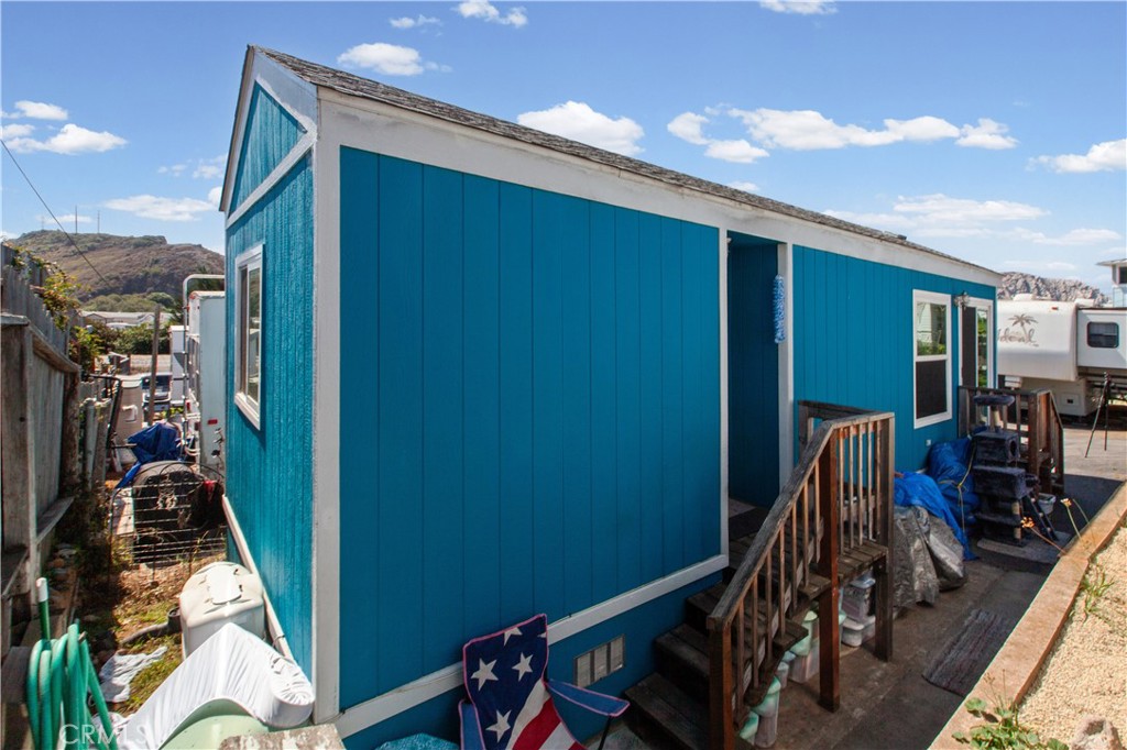 495 4 Atascadero Rd, Morro Bay, CA 93442