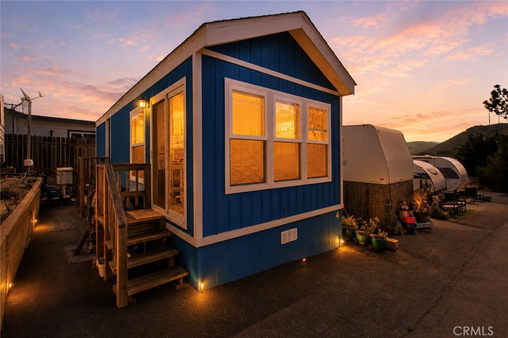 495 4 Atascadero Rd, Morro Bay, CA 93442