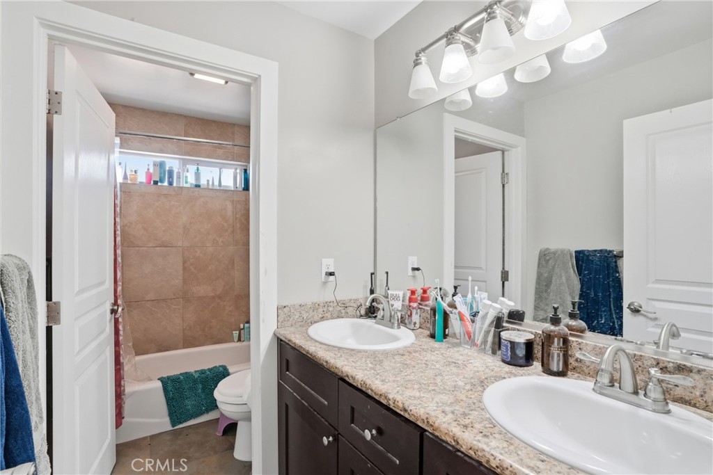 2039 Vista Oaks Way, Paso Robles, CA 93446