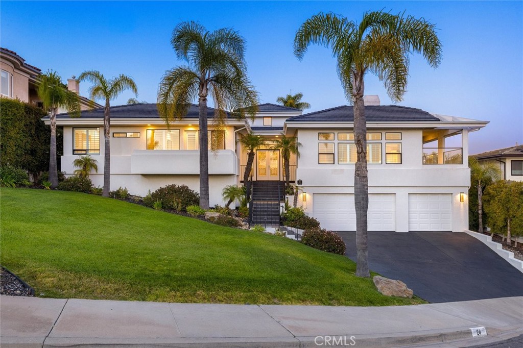 24 El Viento, Pismo Beach, CA 93449