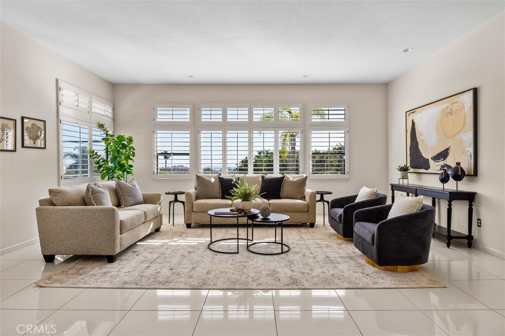 24 El Viento, Pismo Beach, CA 93449