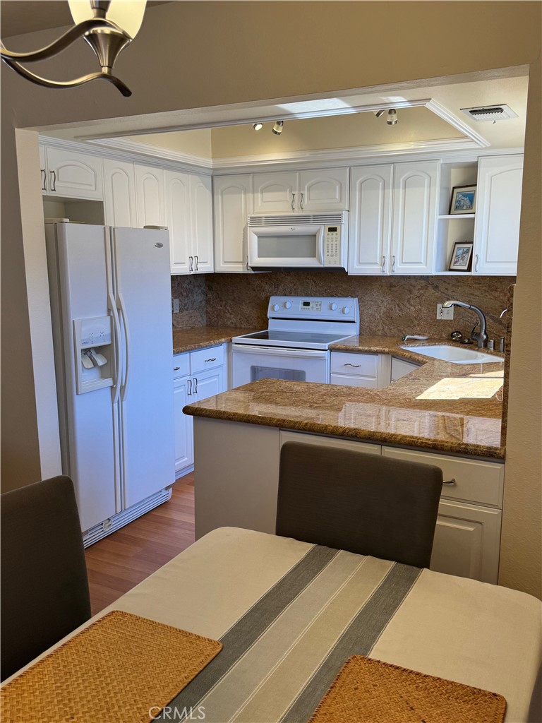 214 Stimson Avenue, Pismo Beach, CA 93449