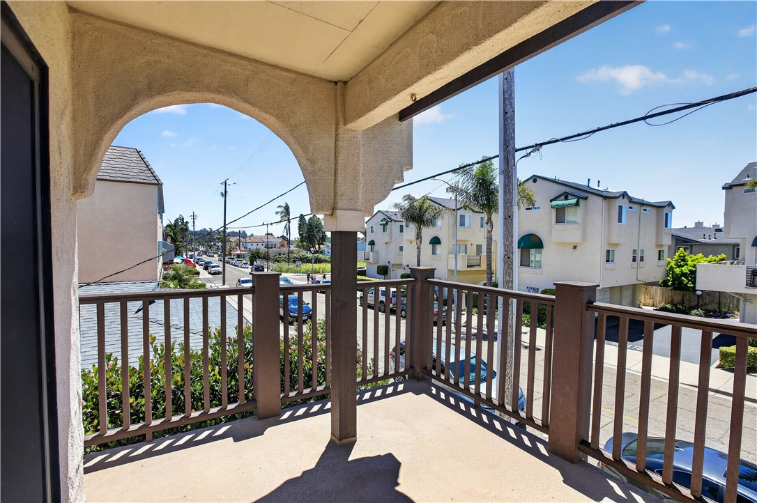 214 Stimson Avenue, Pismo Beach, CA 93449