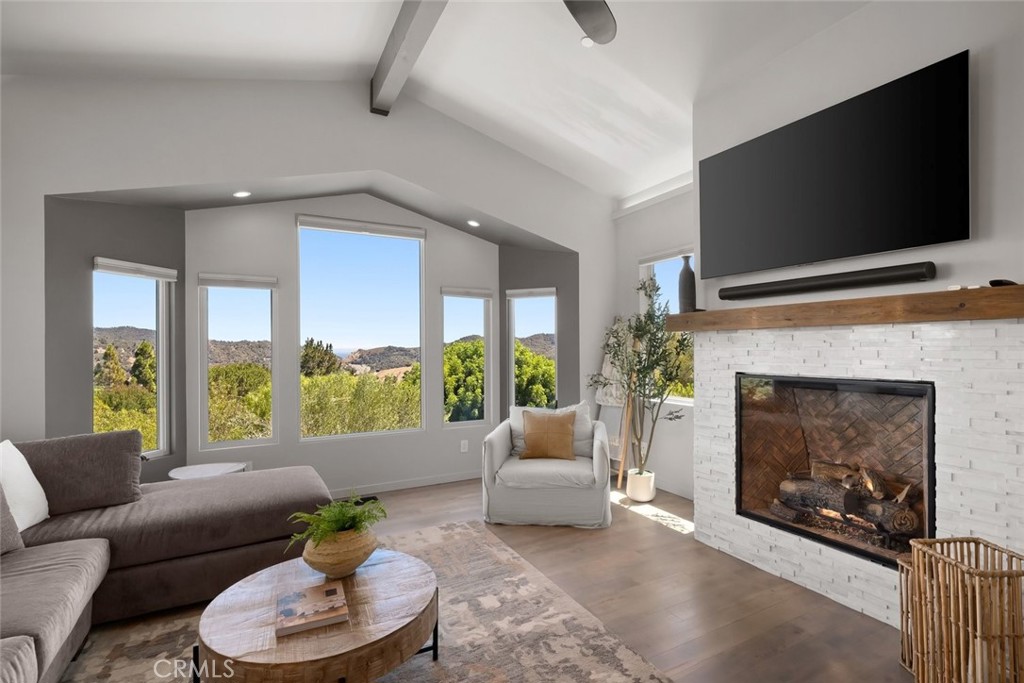 850 Bassi Dr., San Luis Obispo, CA 93405