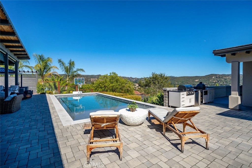 850 Bassi Dr., San Luis Obispo, CA 93405