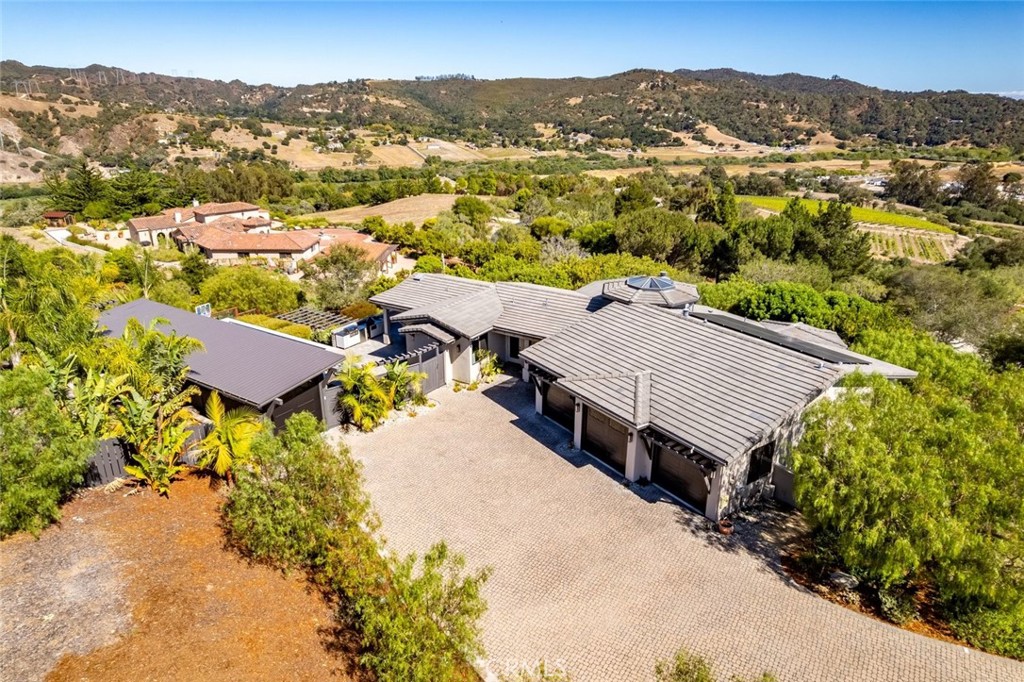 850 Bassi Dr., San Luis Obispo, CA 93405
