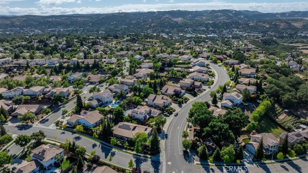 322 Montebello Oaks, Paso Robles, CA 93446