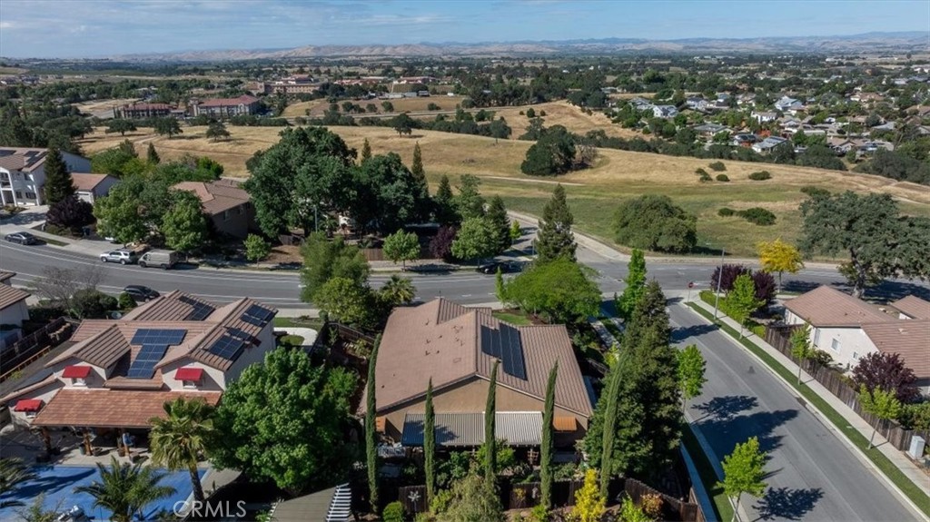 322 Montebello Oaks, Paso Robles, CA 93446
