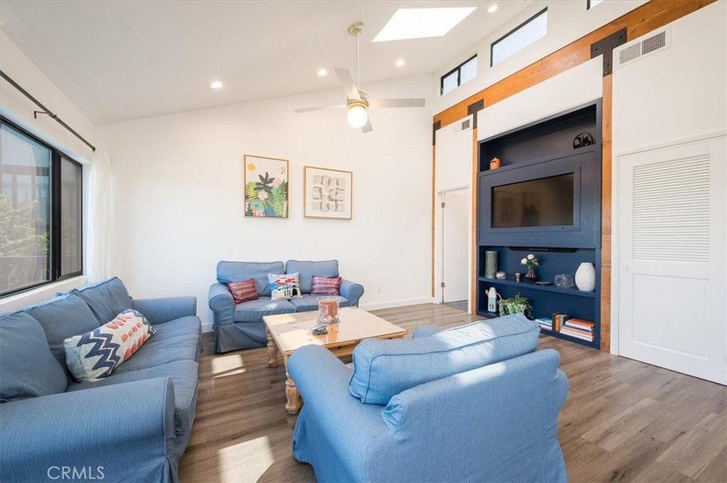 365 Bristol St, Cambria, CA 93428
