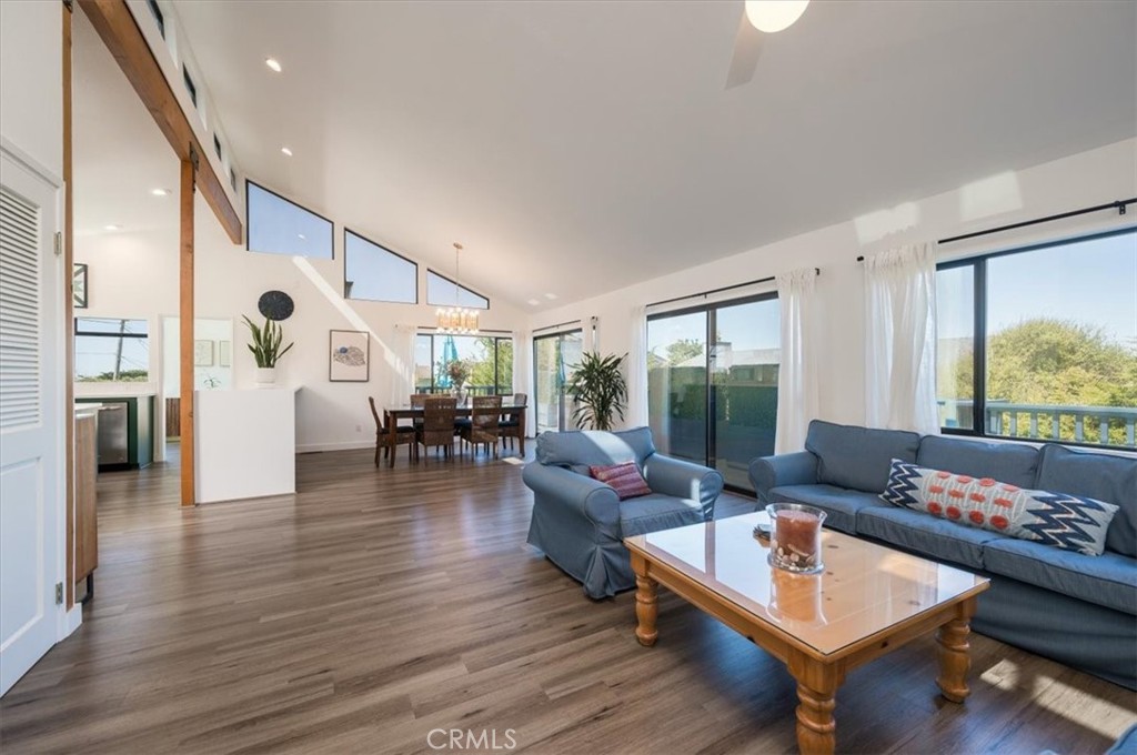 365 Bristol St, Cambria, CA 93428