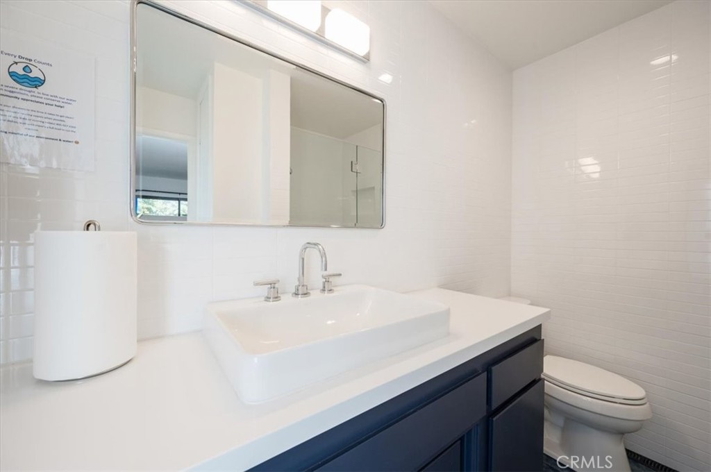 365 Bristol St, Cambria, CA 93428