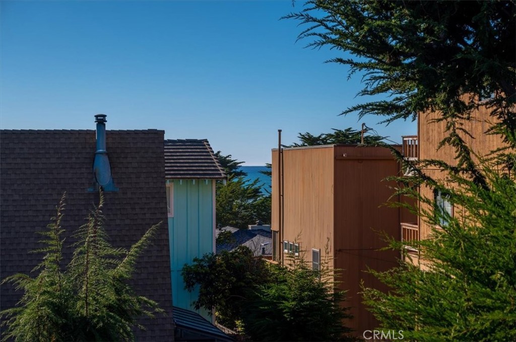 365 Bristol St, Cambria, CA 93428