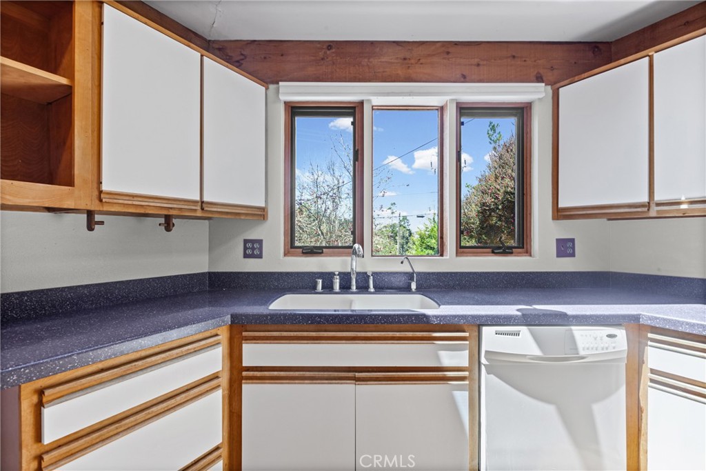 1608 Bradford Rd., Cambria, CA 93428