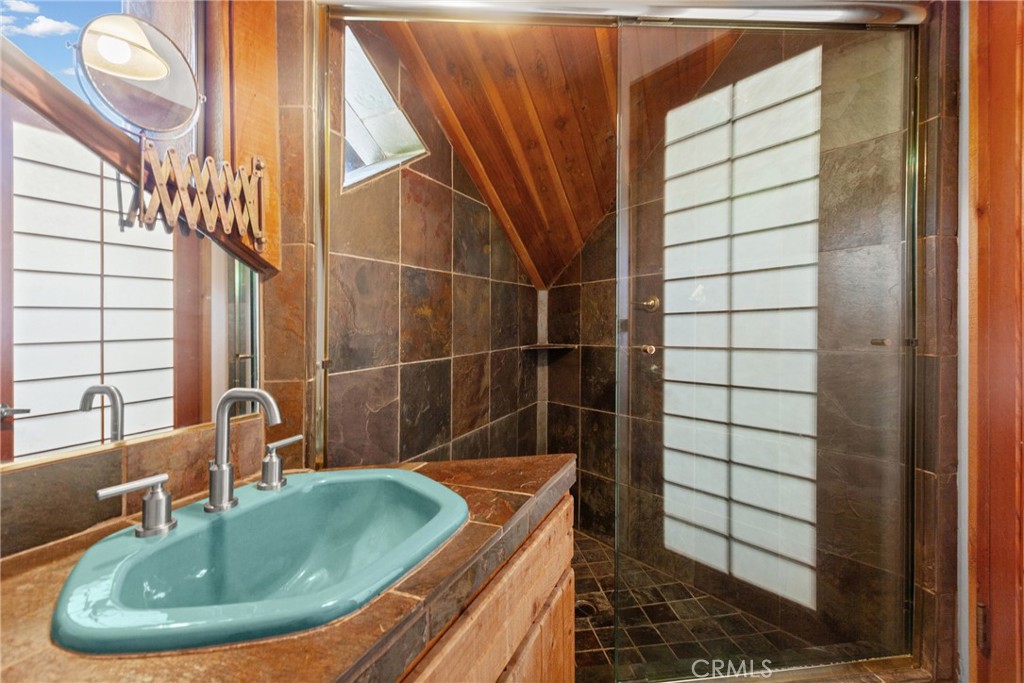 1608 Bradford Rd., Cambria, CA 93428