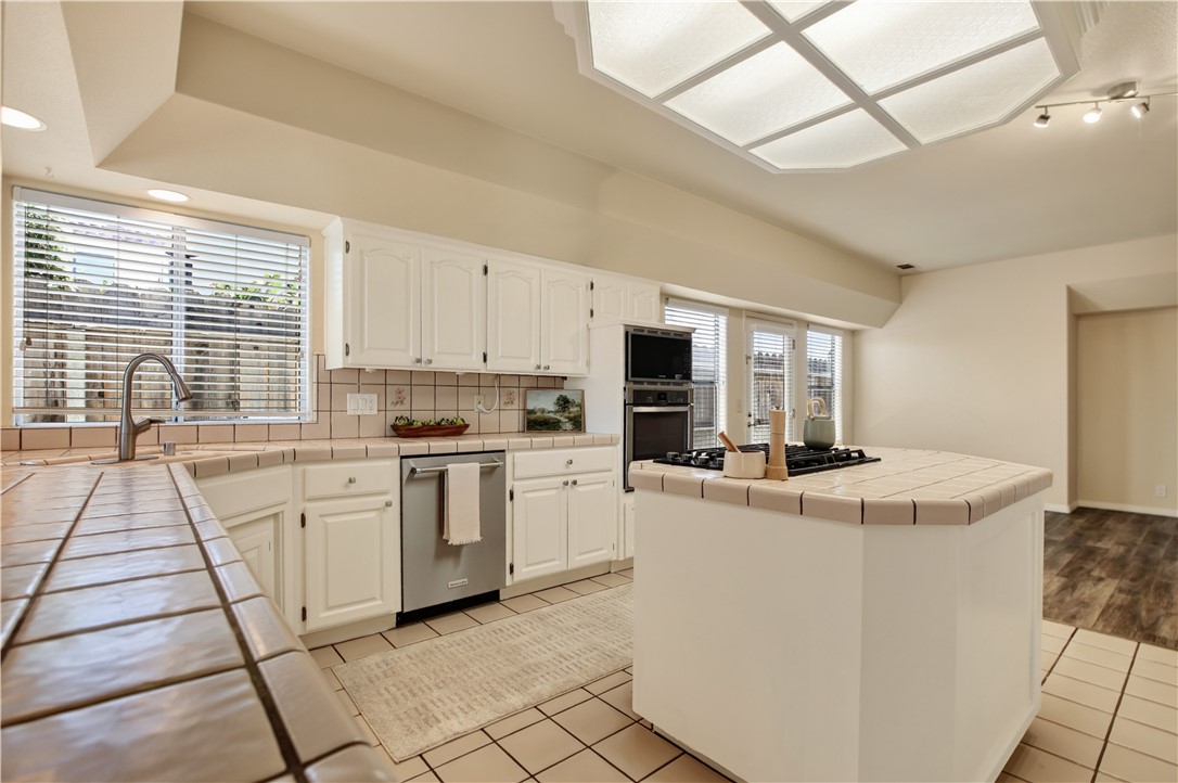 656 Shamrock, Pismo Beach, CA 93449