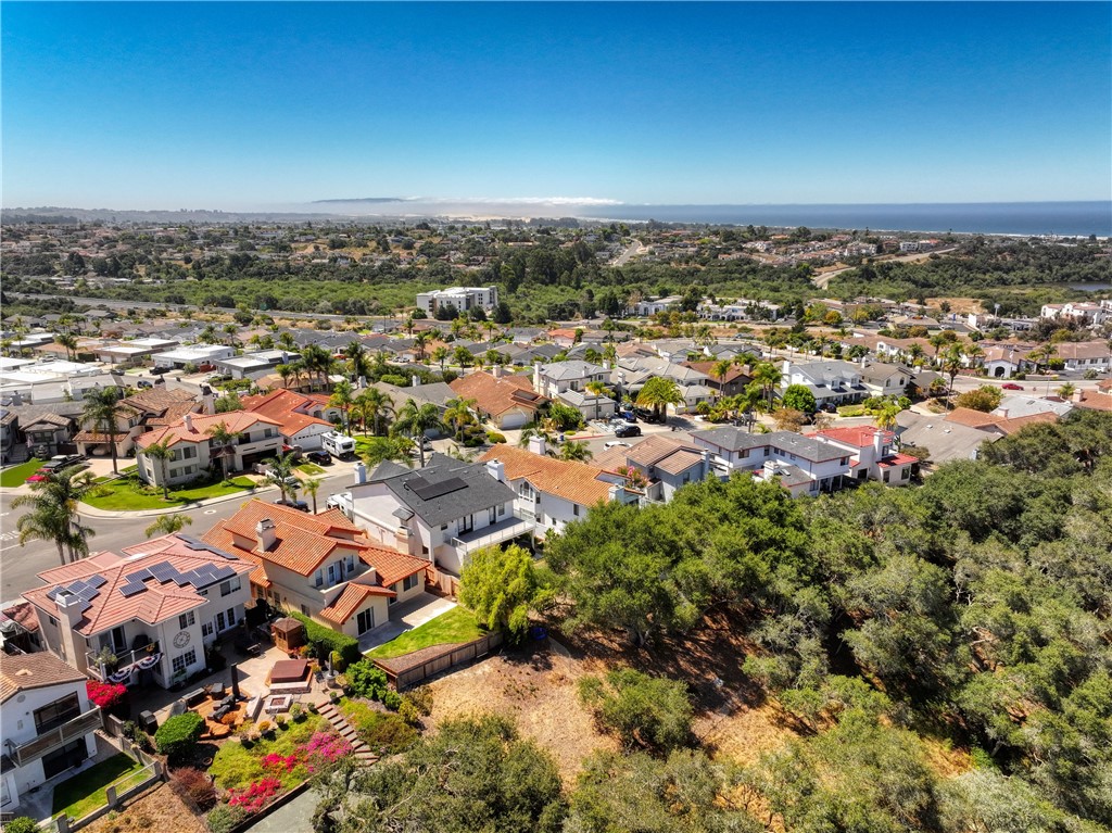 656 Shamrock, Pismo Beach, CA 93449