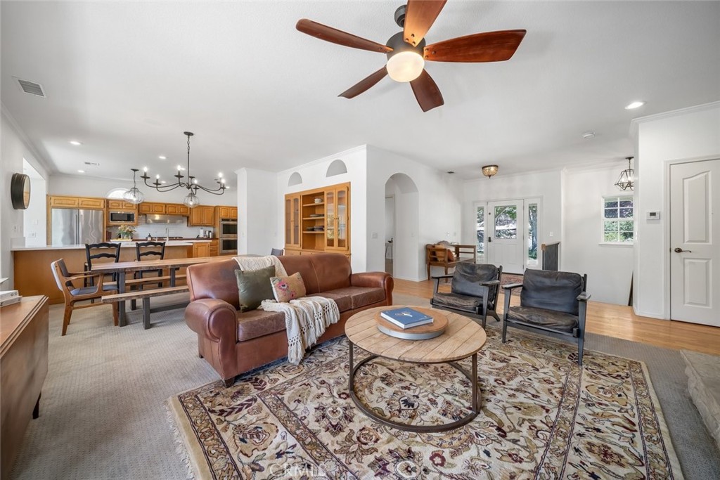 1457 Brambles Ct, Templeton, CA 93465