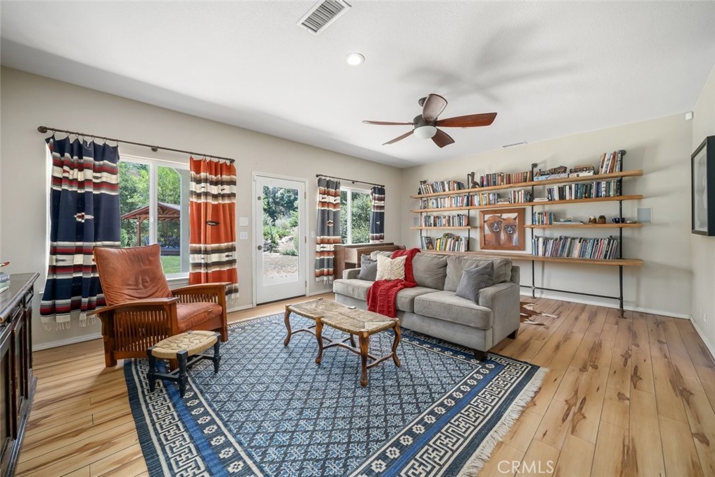 1457 Brambles Ct, Templeton, CA 93465
