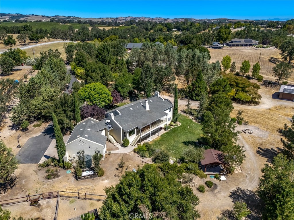 1457 Brambles Ct, Templeton, CA 93465