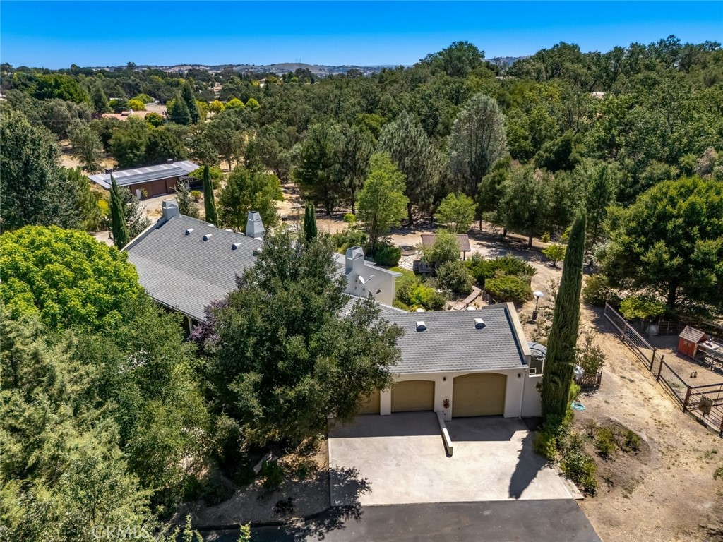1457 Brambles Ct, Templeton, CA 93465