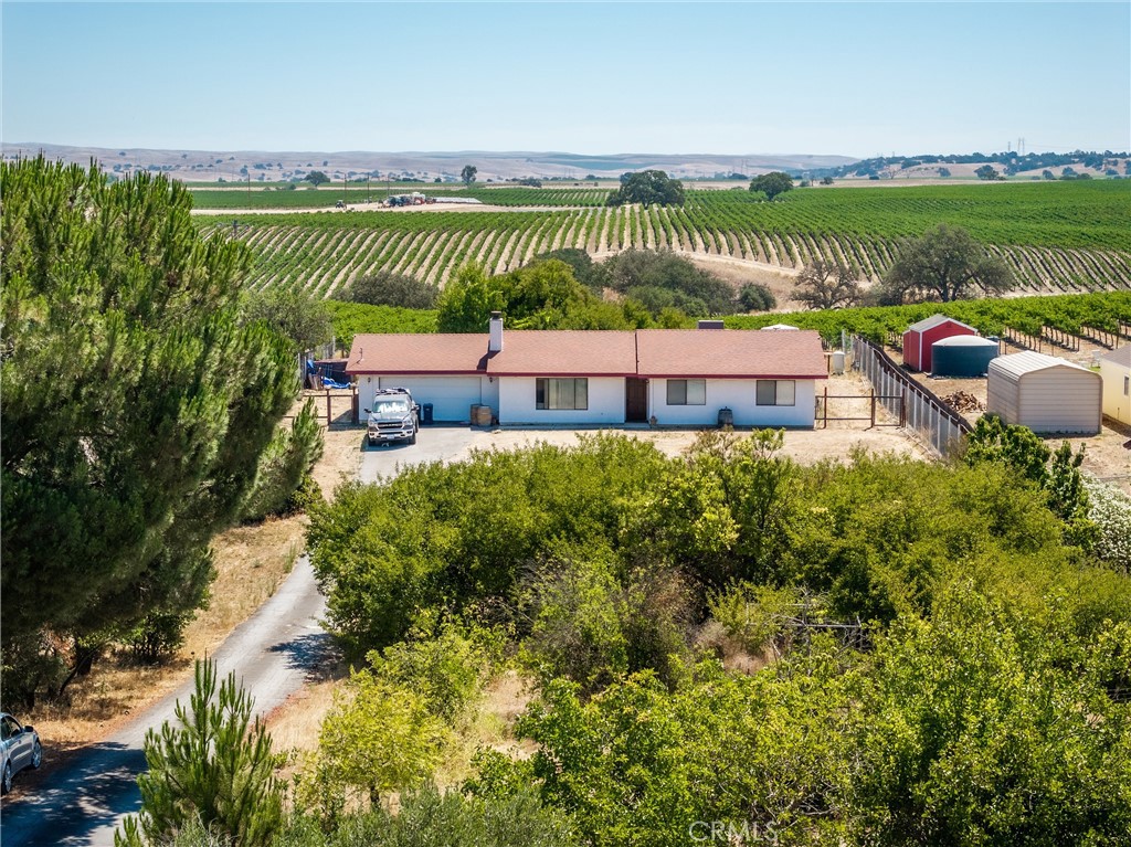 5430 Fa-Rousse, Paso Robles, CA 93446