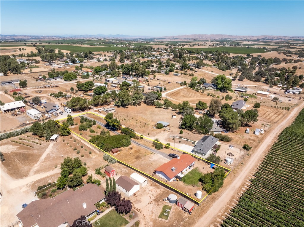 5430 Fa-Rousse, Paso Robles, CA 93446