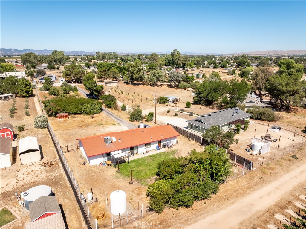5430 Fa-Rousse, Paso Robles, CA 93446