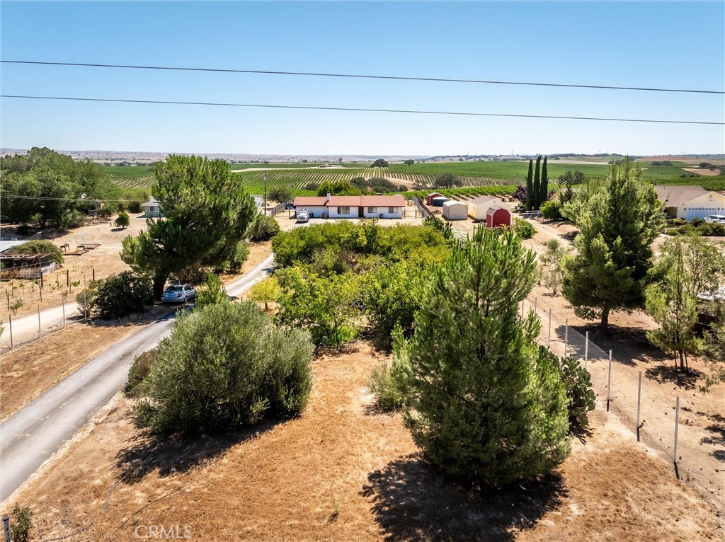 5430 Fa-Rousse, Paso Robles, CA 93446