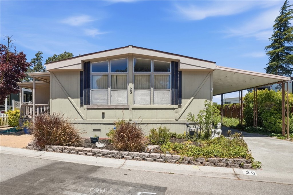 20 Via Santa Barbara #20, Paso Robles, CA 93446