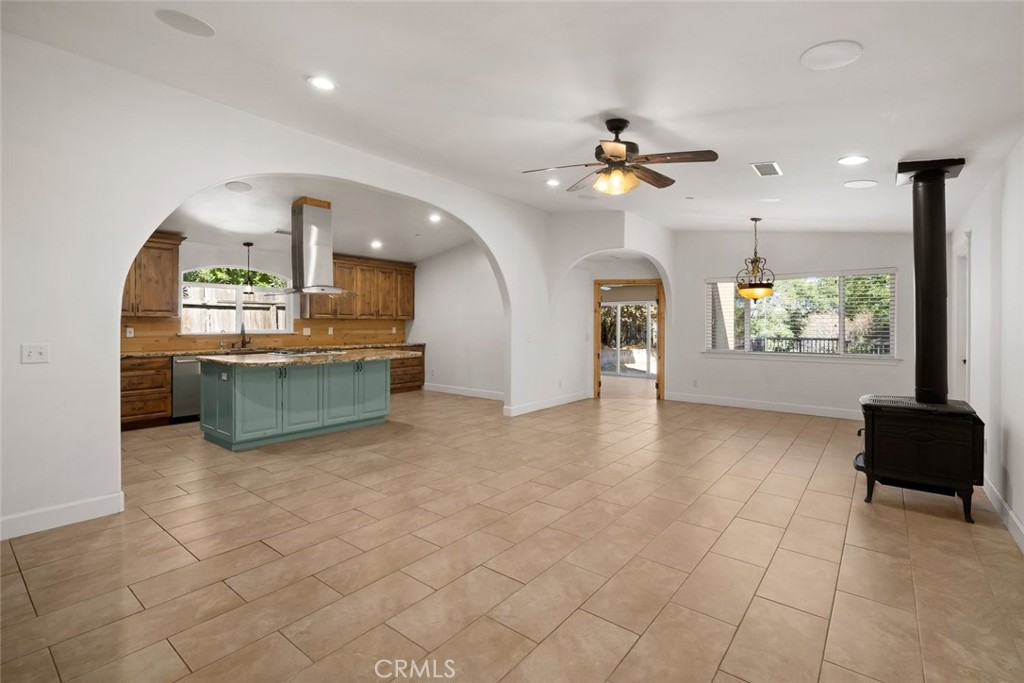 726 Gough Ave, Templeton, CA 93465