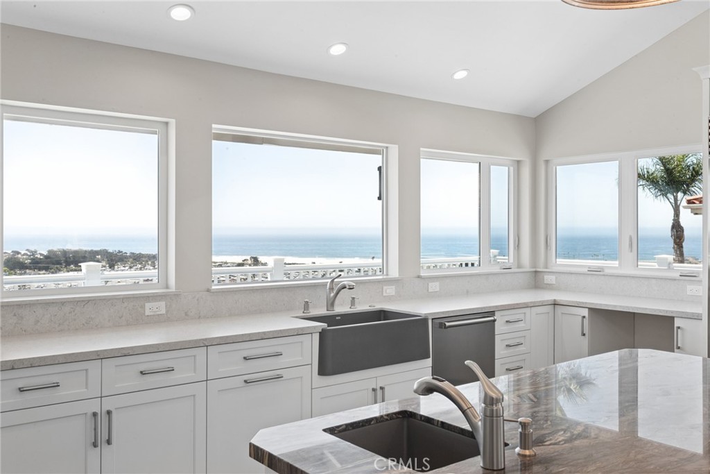 261 Coral Ct, Pismo Beach, CA 93449