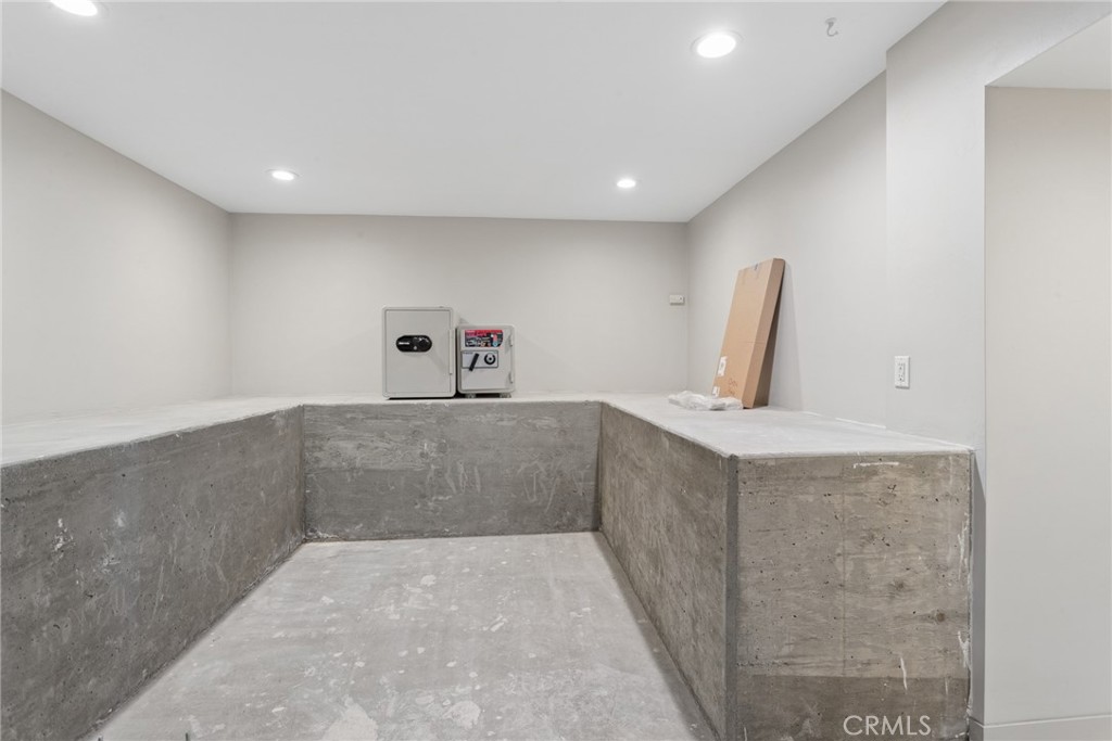261 Coral Ct, Pismo Beach, CA 93449