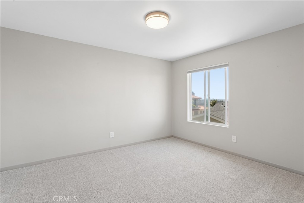 261 Coral Ct, Pismo Beach, CA 93449