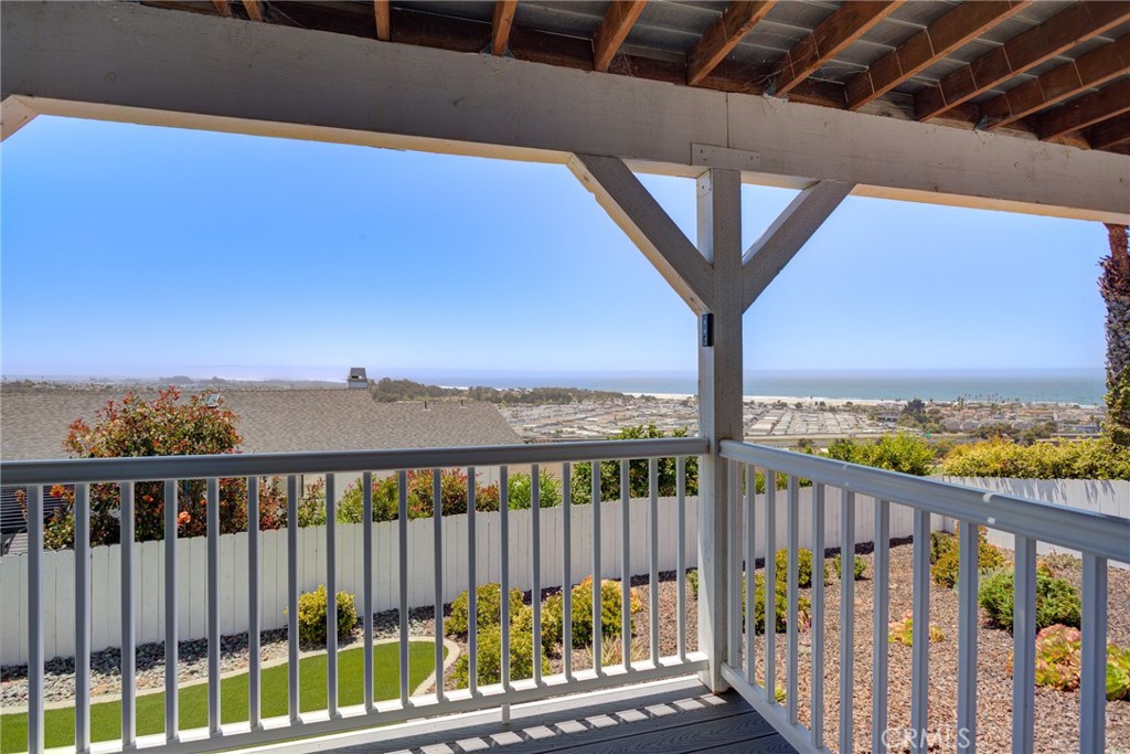 261 Coral Ct, Pismo Beach, CA 93449