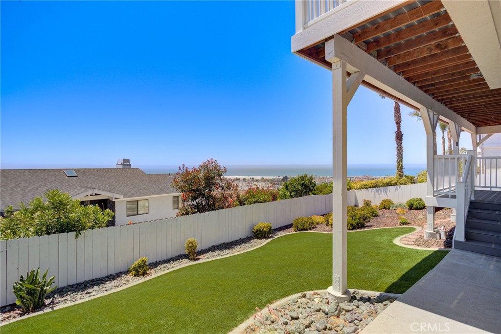 261 Coral Ct, Pismo Beach, CA 93449