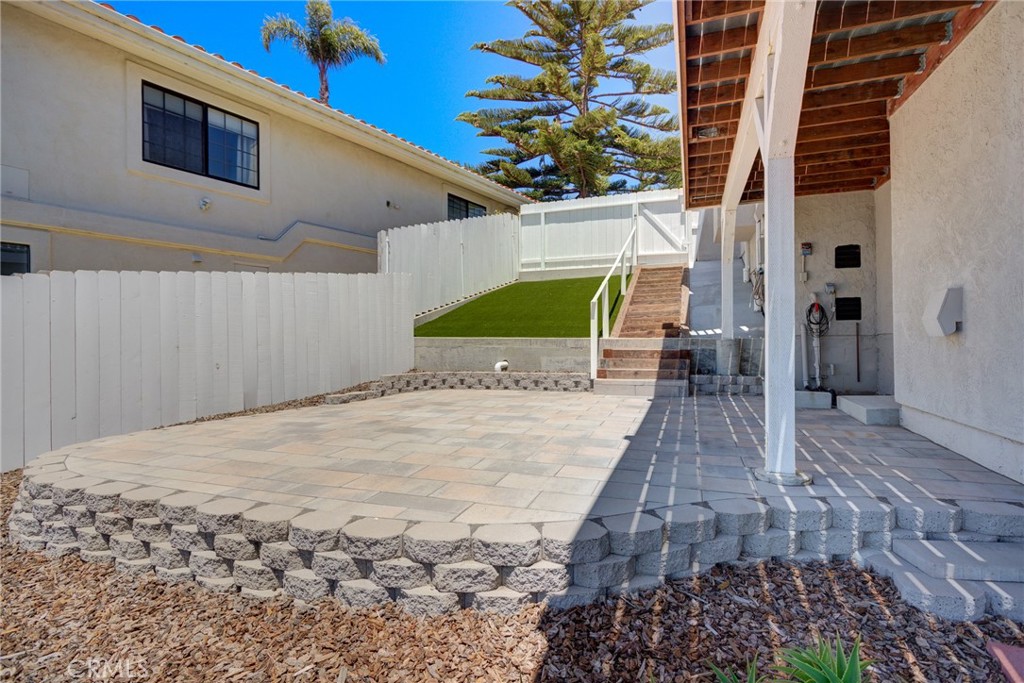 261 Coral Ct, Pismo Beach, CA 93449