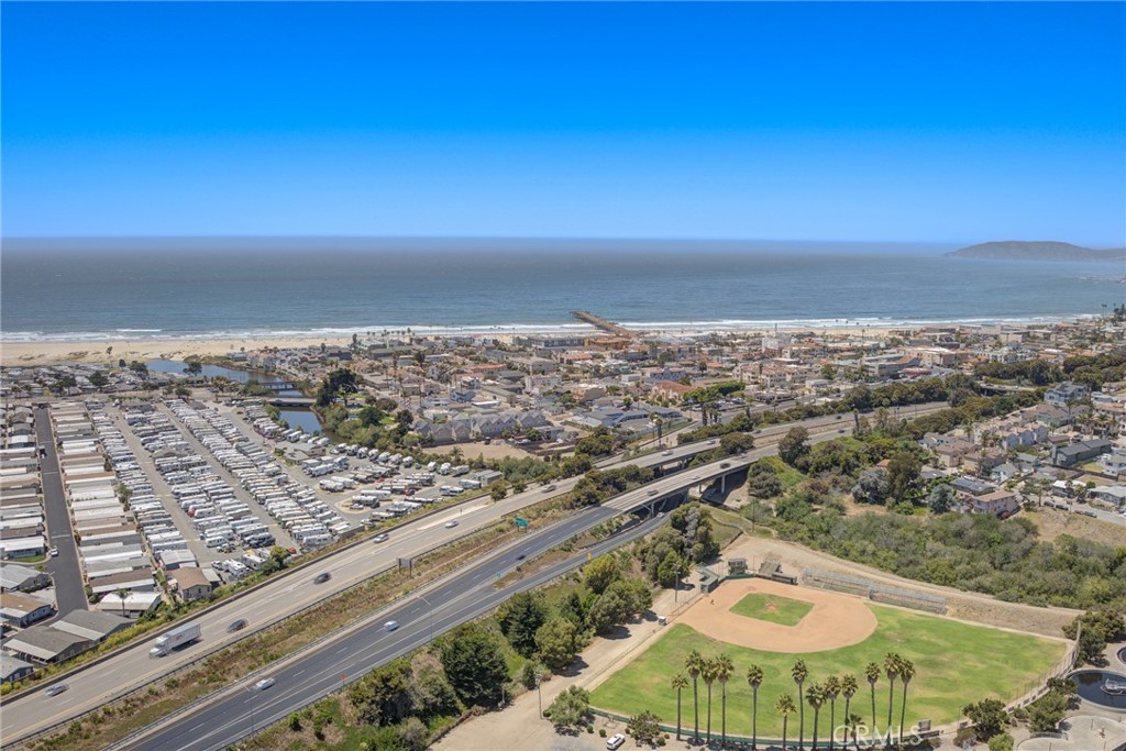261 Coral Ct, Pismo Beach, CA 93449