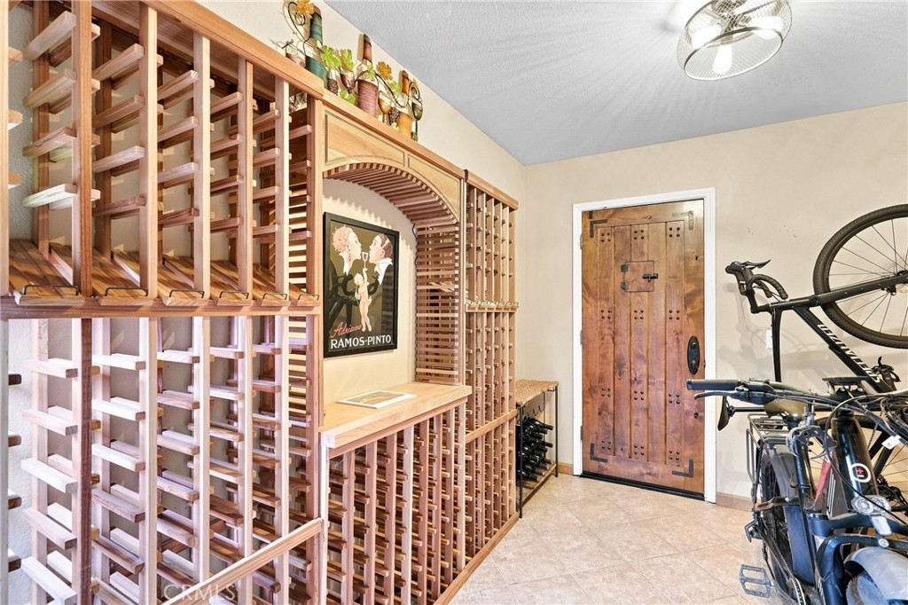 5680 High Ridge, Paso Robles, CA 93446