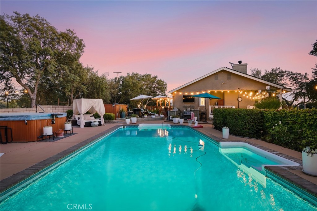 5680 High Ridge, Paso Robles, CA 93446