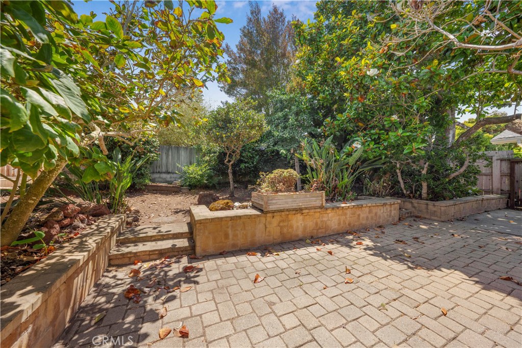 325 Lilac Dr, Los Osos, CA 93402