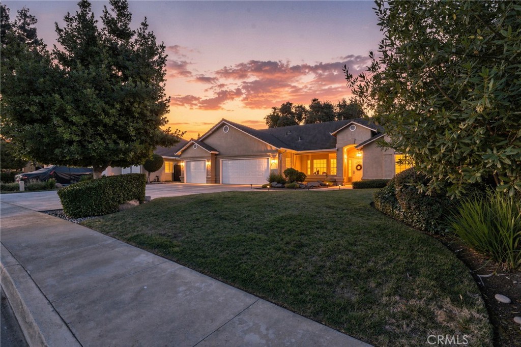 5535 W Vine Ct, Visalia, CA 93291
