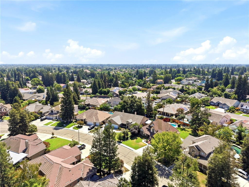 5535 W Vine Ct, Visalia, CA 93291