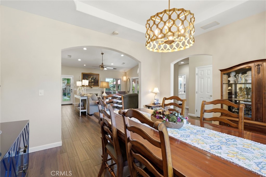 5535 W Vine Ct, Visalia, CA 93291