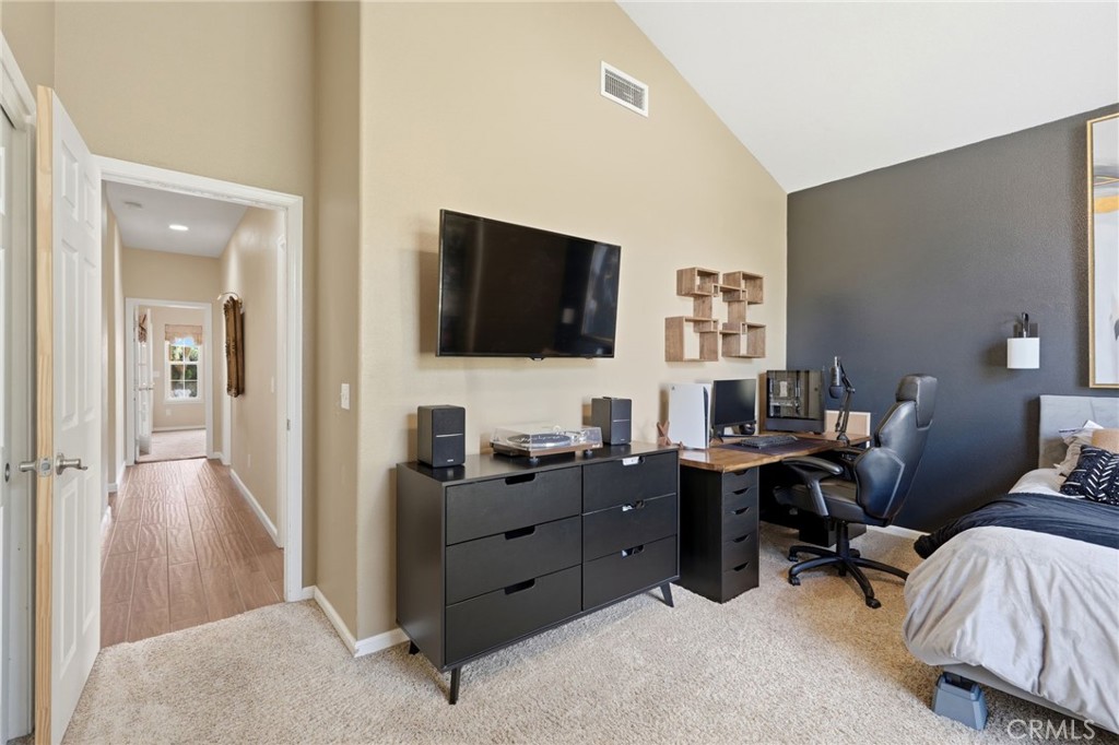 5535 W Vine Ct, Visalia, CA 93291
