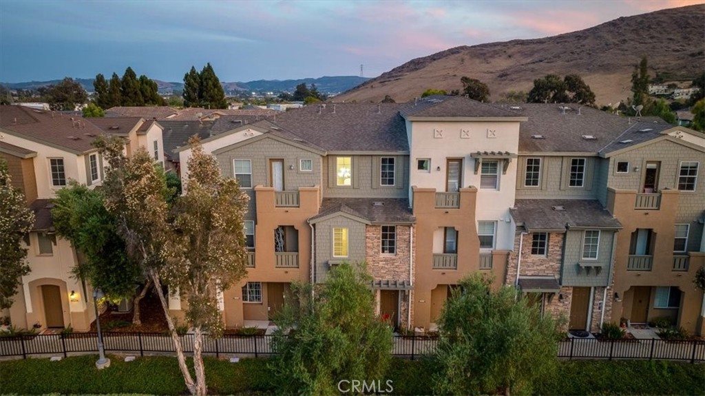 842 Tarragon Ln, San Luis Obispo, CA 93401