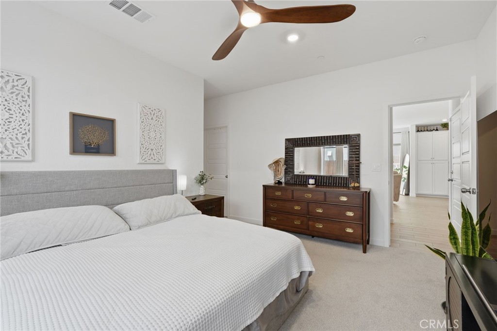 432 University Dr, Lemoore, CA 93245