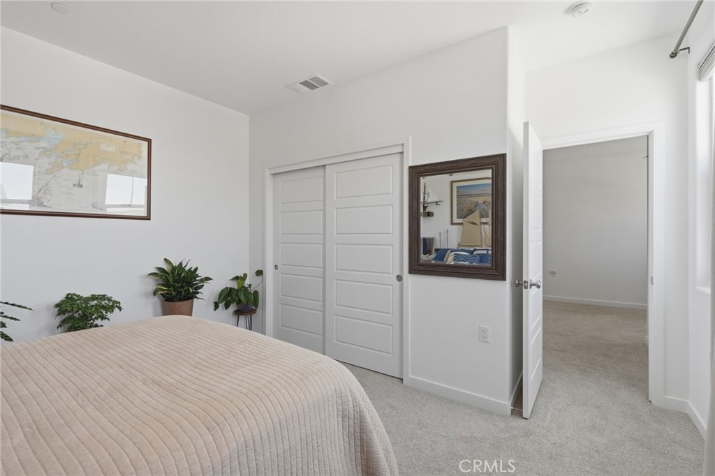 432 University Dr, Lemoore, CA 93245